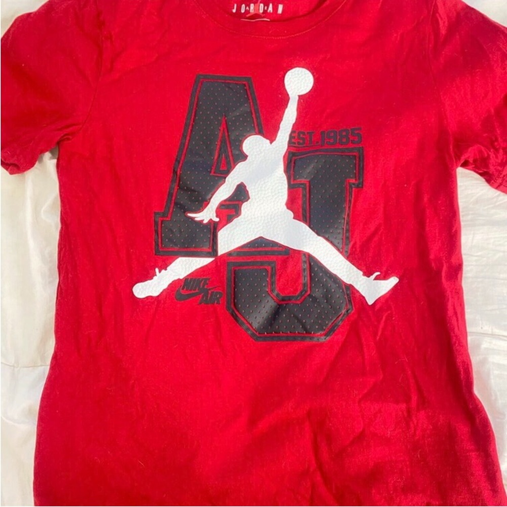 RARE air jordan puffy paint logo shirt